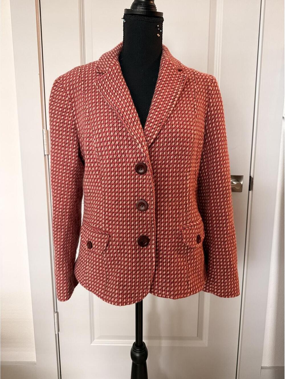 Liz Claiborne Women's Textured Button-Up Blazer